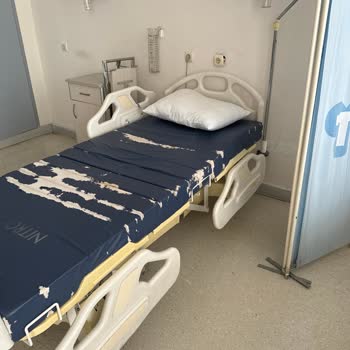 Ege Üniversitesi Hastanesi Verilen Parayı Hak Etmiyor