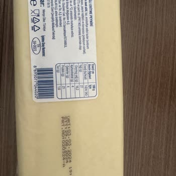 Aknaz Kaşar Peynirinde Küf