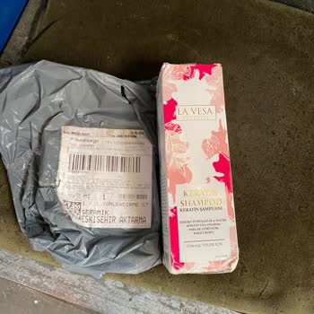 La Vesa Cosmetic La Vesa Şampuan+Serum Siparişinde, Şampuan Geldi, Serum Ürünü Gelmedi.