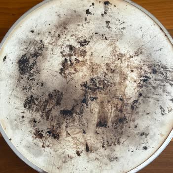 Eratec Steinofen aufgrund des klebenden Teigs ist alles verbrannt und äußerst schwierige Reinigung