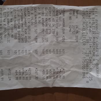 File Marketten Aldığım Sütaş Kaşar Peyniri Küflü Çıktı
