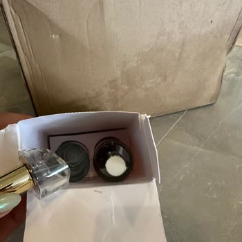 Zara Parfüm Şişesi Kırık Geldi