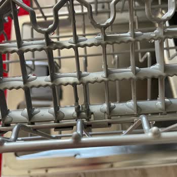 Bosch Bulaşık Makinesi Sulu Ve Kirli Çıkarıyor!