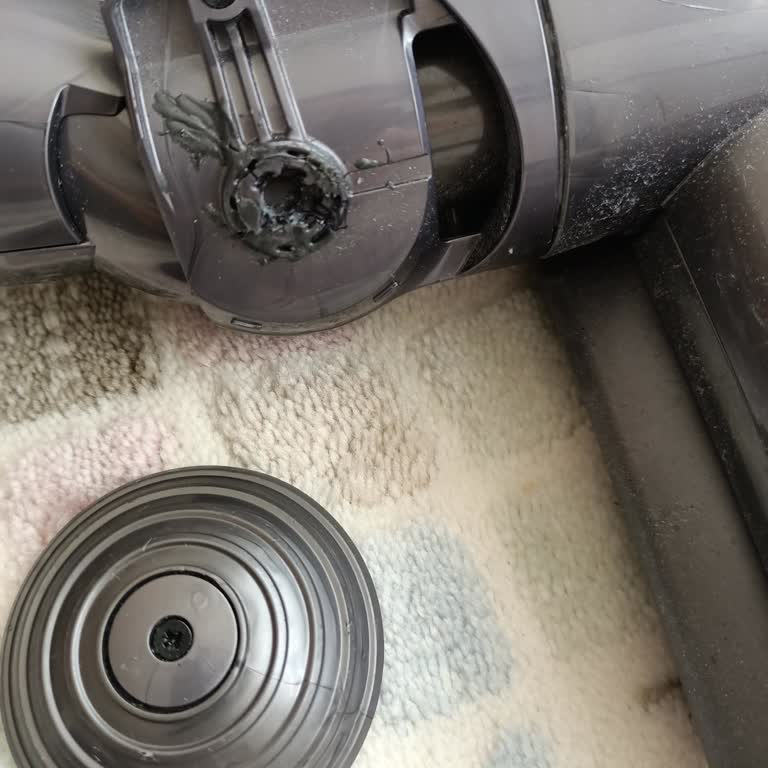 Dyson V15 Süpürge Mağduriyeti