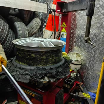 Pirelli Scorpion Verde Lastiklerle Ailece Ölümden Döndük...