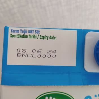 Sütaş Süt İçinden Saman Çıktı