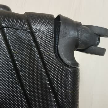 SunExpress Hava Yolları Özensiz Bavul Taşıma