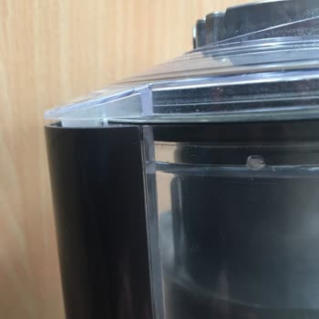 Dyson V12 Vacuum Dust Bin Won't Close Properly