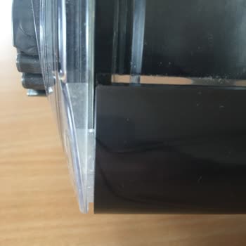 Dyson V12 Vacuum Dust Bin Won't Close Properly