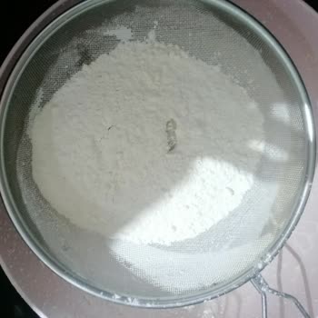 Migros'tan Aldığım Unun İçinden Çıkan Tehlikeli Madde