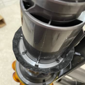 Dyson V15 Ürün Arızası Sonrası Değişimi 2. El Toplama Bir Ürünle Yaptı