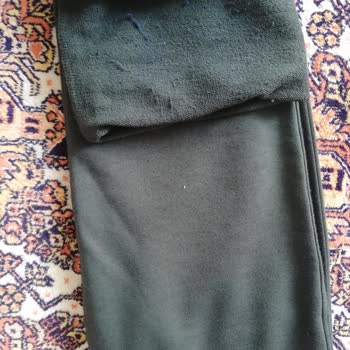 Dagi Kalitesiz Pantolon Hiç Yıkanmadan Her Yeri Tüylendi