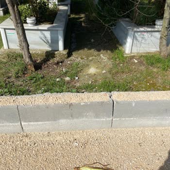 Bursa Büyükşehir Belediyesi Mezarlıkta Yapılan İsraf Çalışması
