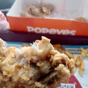 Popeyes Da Çürük Tavuk Veriyorlar