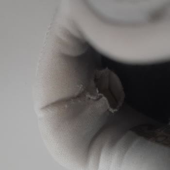 İçi Parçalanan Ve Ayağımı Yaralayan Skechers Ayakkabı