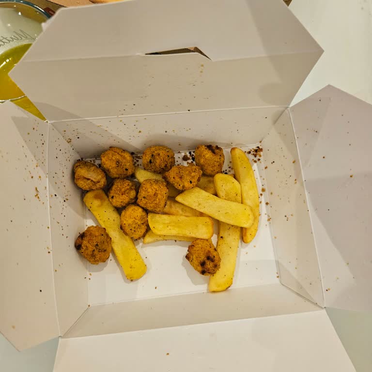 Domino's Pizza Pizza Yanı Promosyon Ürün Kuş Yemi Kadar Çıktı