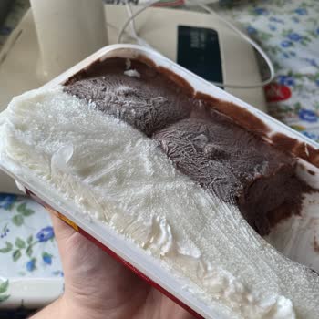 Şok Marketler Şok Erimiş Tekrar Dondurulmuş Dondurma