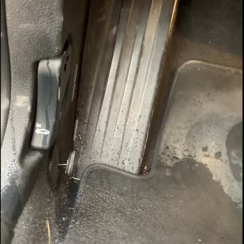 BMW F20 Aracım Her Yağmurda Su Alıyor