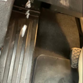 BMW F20 Aracım Her Yağmurda Su Alıyor