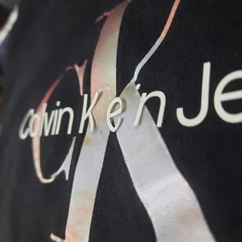 Calvin Klein T-shirt Baskı Atması