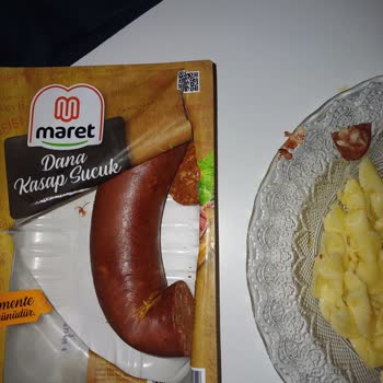 Maret Sucuk Sinir, Kemik Ve Kıkırdaktan Yenmiyor