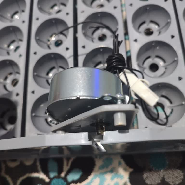 Elif Kuluçka Makinaları ve Ekipmanları Eksik Parça Gönderildi