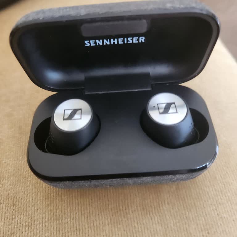 Sennheiser Momentum 2 Right Ear Functions Not Working