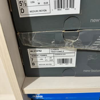 New Balance 574 Ayakkabılarımda Domuz Derisi Var Mı