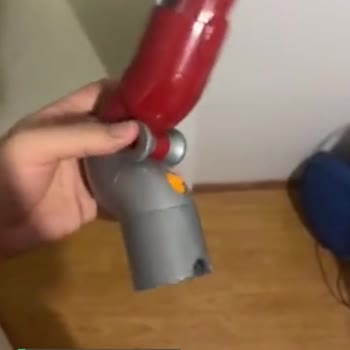 Dyson Mobilya Altı Silme Aparatı Kırıldı!