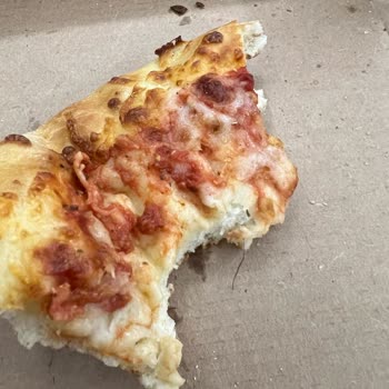 Bayrampaşa Little Caesars İçinden Tel Çıktı