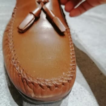 Desa Ayakkabının 2 Günde Deformasyonu İle İlgili