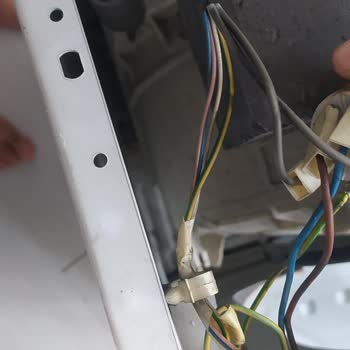 Beko D1 5081 B Model Makine Yanması