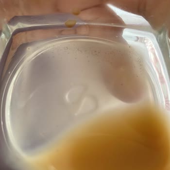 A101 Nescafe Eksi Bir Arada Altta Kalan Tortu