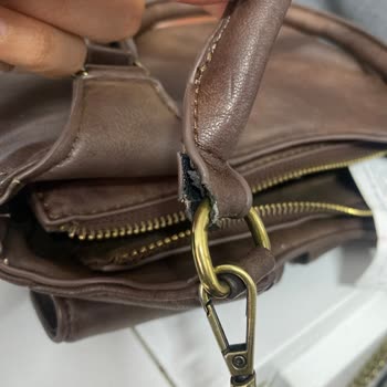 Stradivarius Çantanın Kısa Sürede Yırtılması!
