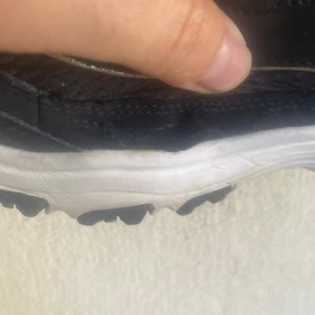 Skechers Ana Dikişlerde Açılma