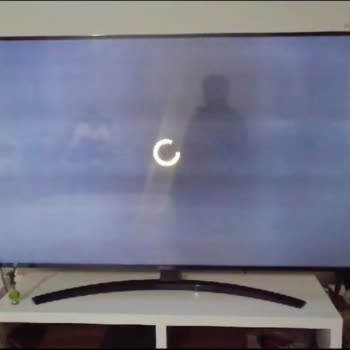 LG Televizyon Ekranda Yatay Çizgiler, Dalgalanma Ve İçinden Ses Gel.
