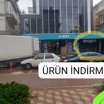 Sincan-Lale Meydanı A101 Çalışanları Evimize Giriş-Çıkışı Engelliyor!