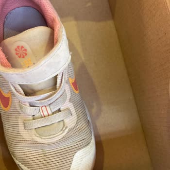Nike Spor Ayakkabı 5ayda Bu Halde