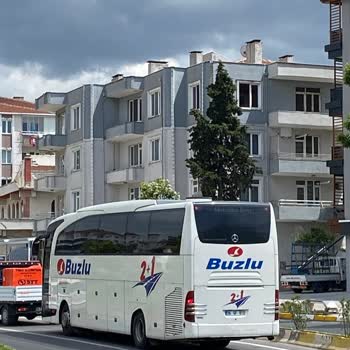 Buzlu Turizm'in Dikkatsizliği: Kırmızı Işıkta Tehlike