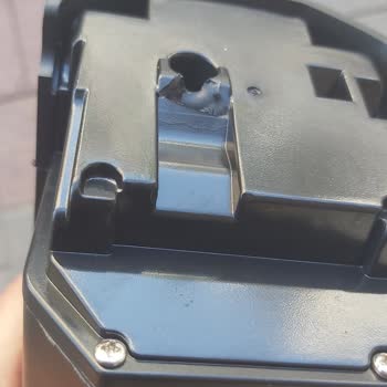 RKS Motor Rv 10 Elektrikli Bisiklet Batarya Mandalı Kırık Çözüm Henüz Yok