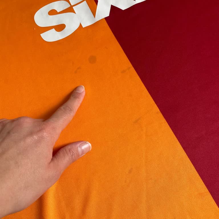 GS Store İlgilensin Formalar Renk Attı