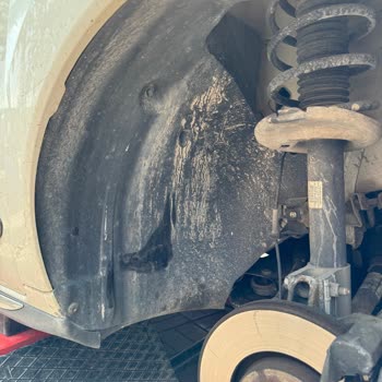 Michelin Marka Sıfır Ve Pahalı Lastikler Alıyorsunuz, İlgilenmiyorlar