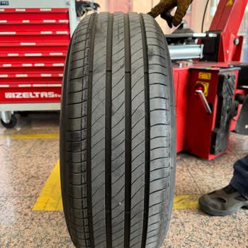 Michelin Marka Sıfır Ve Pahalı Lastikler Alıyorsunuz, İlgilenmiyorlar