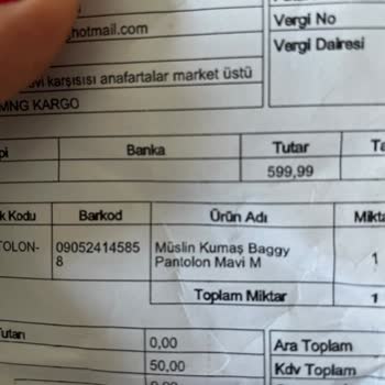 Hozzman.h (Instagram) Yanlış Beden Göndermişler Değişim Yapmıyorlar