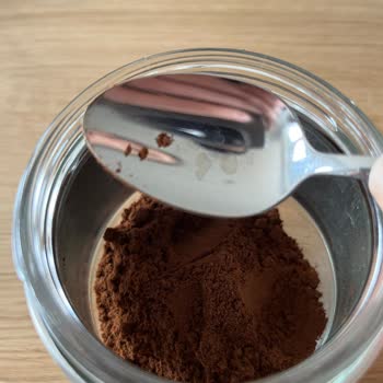 Kurukahveci Mehmet Efendi Öğütülmüş Kahve İçinde Garip Beyaz Plastik Parça