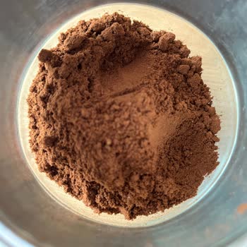 Kurukahveci Mehmet Efendi Öğütülmüş Kahve İçinde Garip Beyaz Plastik Parça