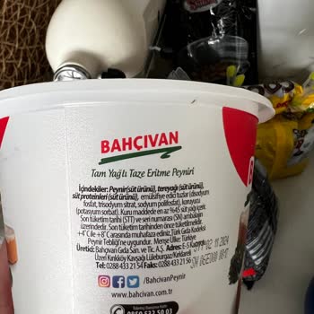 Bahçıvan Krem Peynir Sarı Renkli