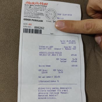Media Markt İnternetten Alınan Ürünün Mağazada Değişimi Yapılmaması.