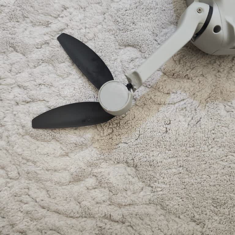 DJI Mini 2 SE Drone Spirals Out of Control and Crashes