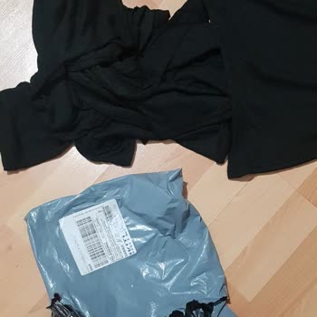 Polocarsi.shop İnfo@polocarsi. Shoptan Ettiğim Polo Yaka Yerine Farklı Ürün Geldi